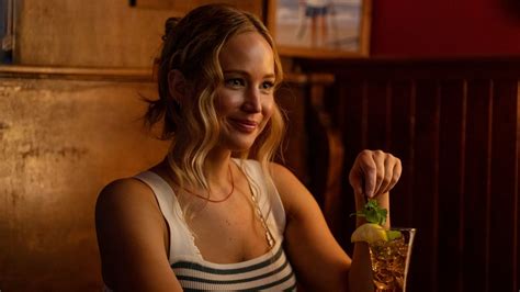 no hard feelings nude scrne|Jennifer Lawrence On Her Hilarious Nude Scene In No Hard。